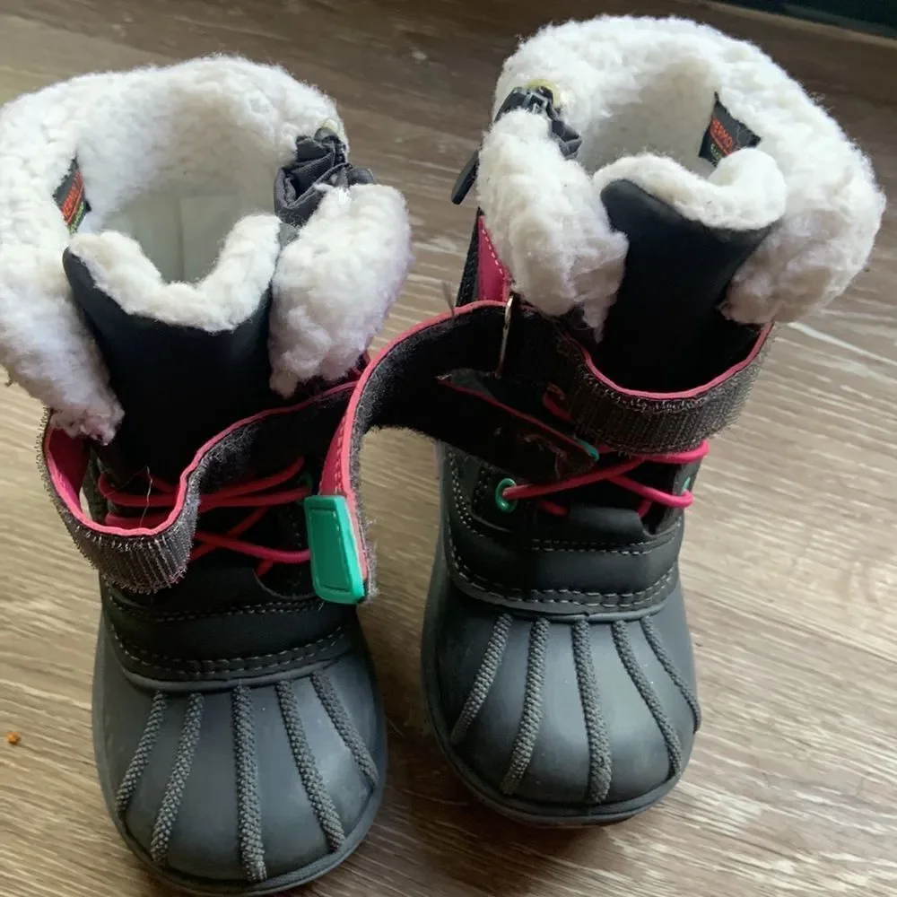Cat & Jack Thermolite ecomade Target size 7 winter boots preloved ❤️